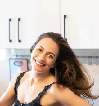 Athanasia Tsoumeleka