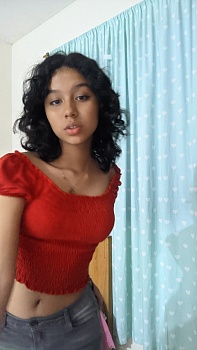 Geyvi Nicole Flores Farfán 